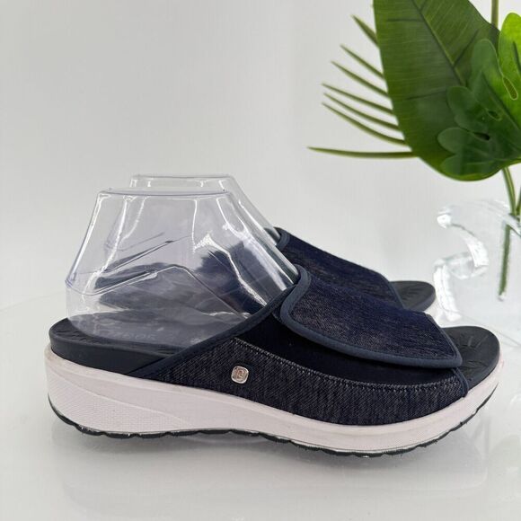 Bzees Women's Galaxy Sandals 8.5 Wedge Heel Slip On Blue Textile Casual Comfy - Picture 5 of 16